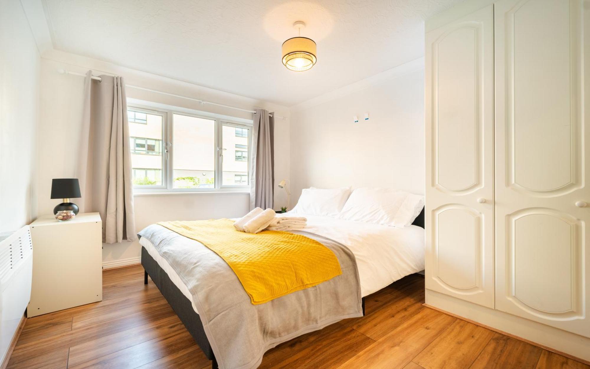 Bright And Spacious Flat With Free Parking Londres Exterior foto